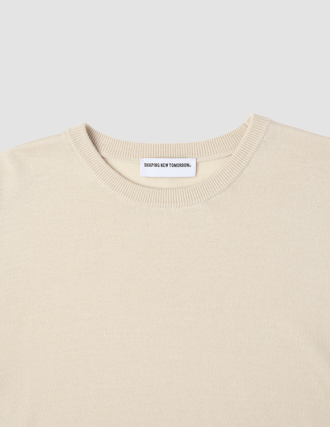 Seamless Premium Merino Knit Crewneck Birchwood